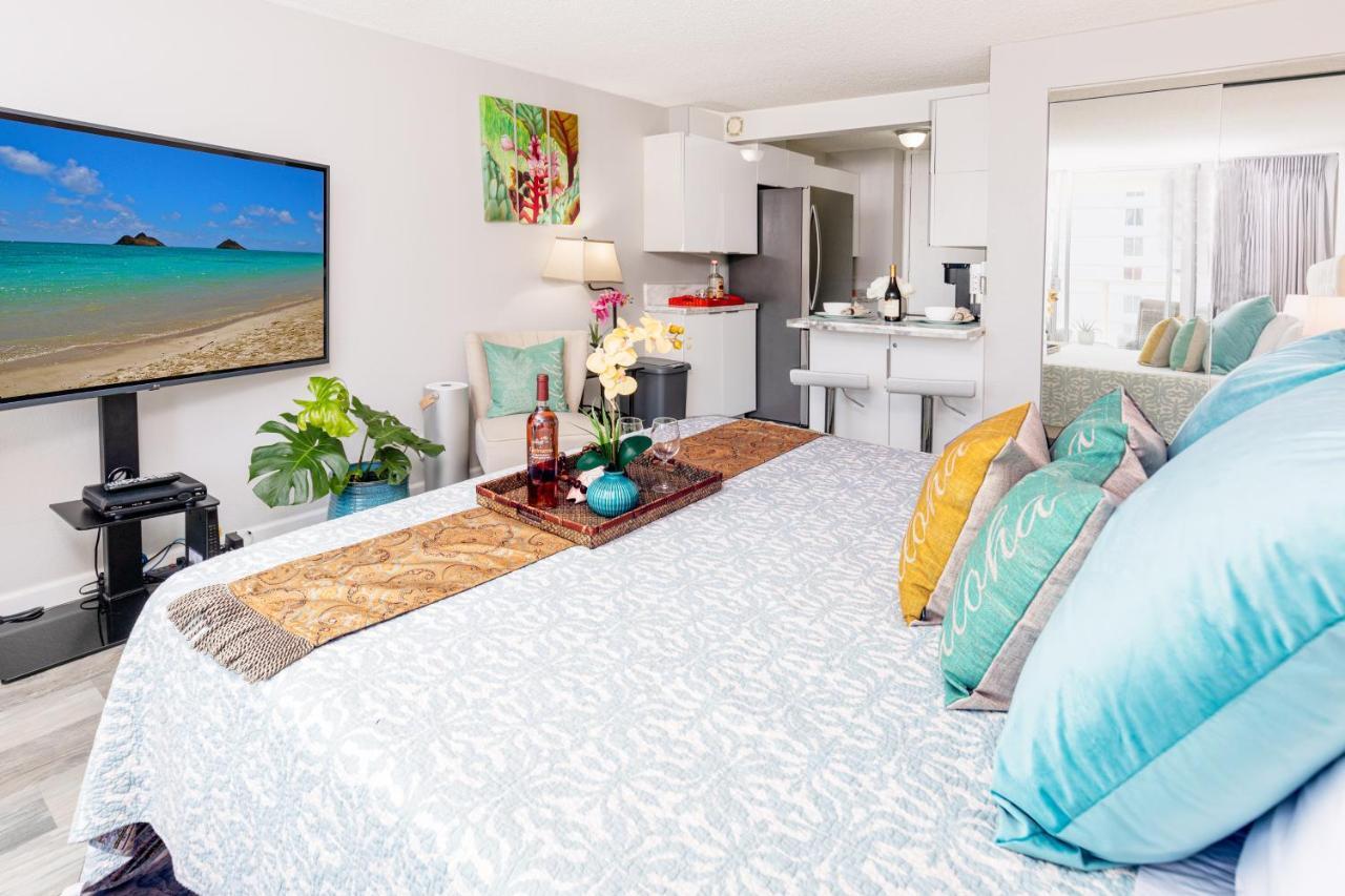Beautifully Upgraded Studio Close To Waikiki Beach Lejlighed Honolulu Eksteriør billede