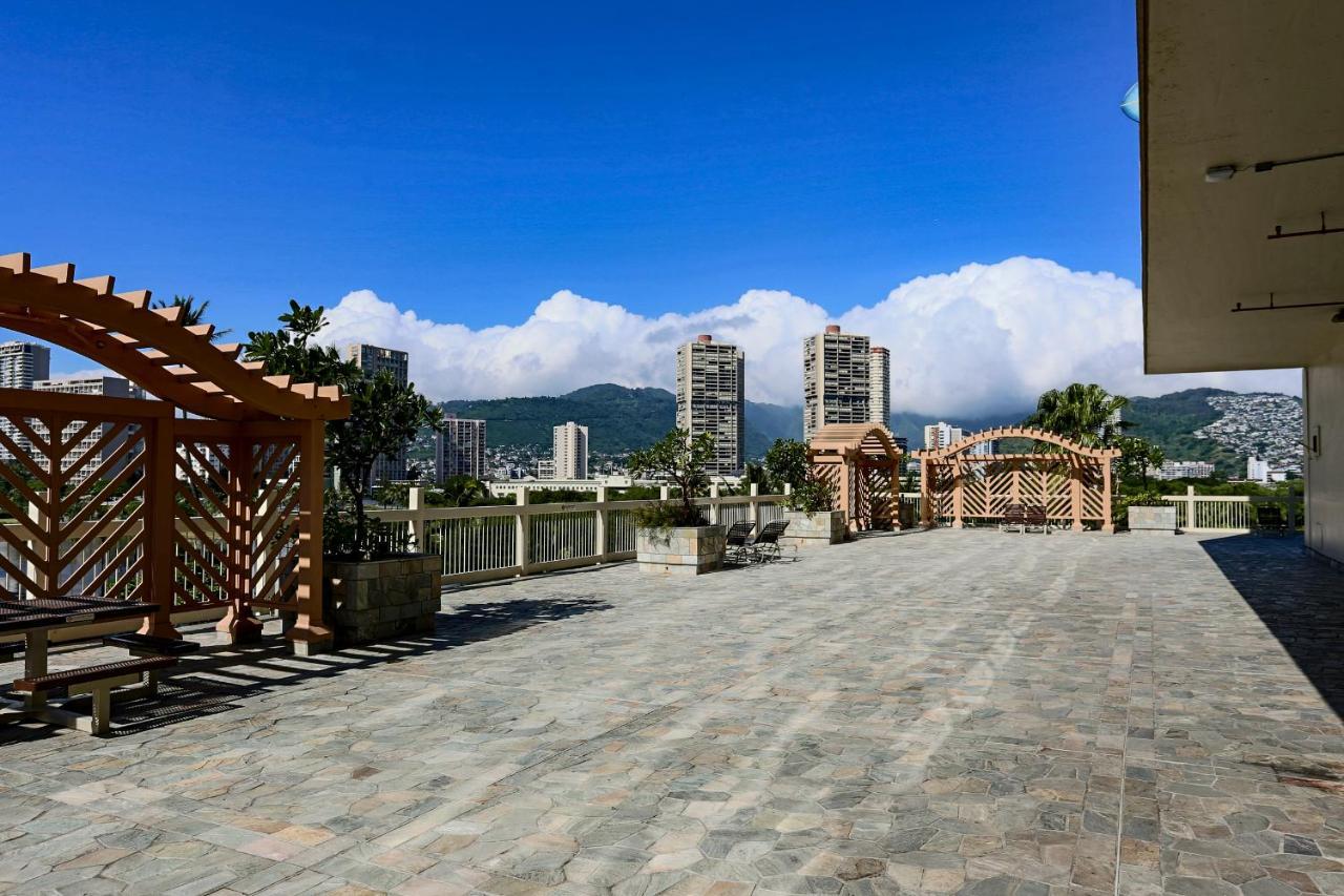 Beautifully Upgraded Studio Close To Waikiki Beach Lejlighed Honolulu Eksteriør billede