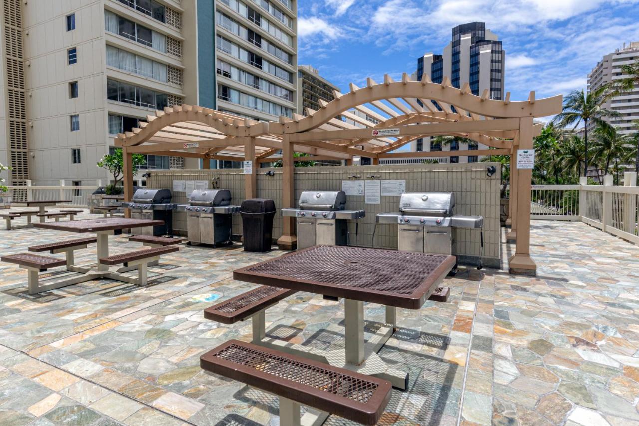 Beautifully Upgraded Studio Close To Waikiki Beach Lejlighed Honolulu Eksteriør billede