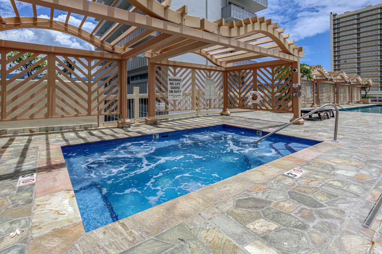Beautifully Upgraded Studio Close To Waikiki Beach Lejlighed Honolulu Eksteriør billede